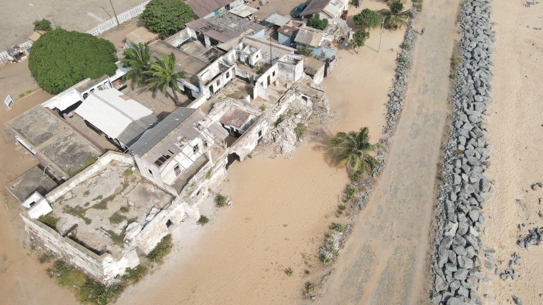 A brief description of Fort Prinzenstein in Ghana.